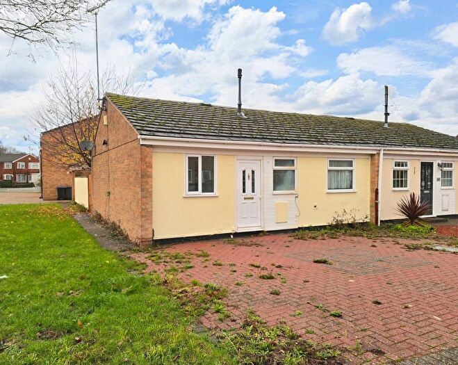 2 Bedroom Bungalow For Sale In Obelisk Rise, Kingsthorpe, NN2