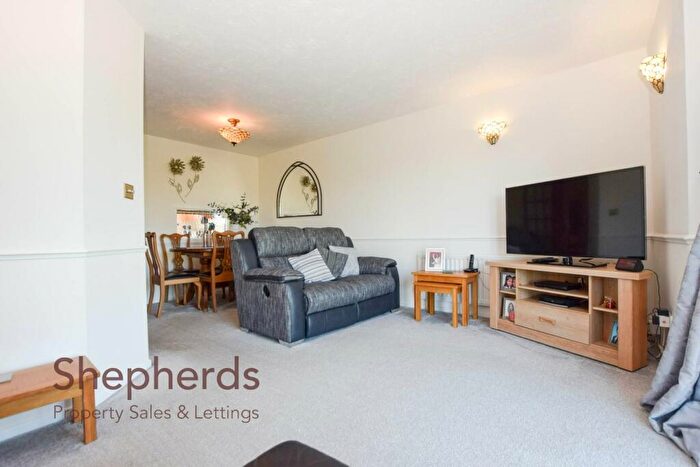 3 Bedroom Terraced House For Sale In King Arthur Court, Cheshunt, EN8