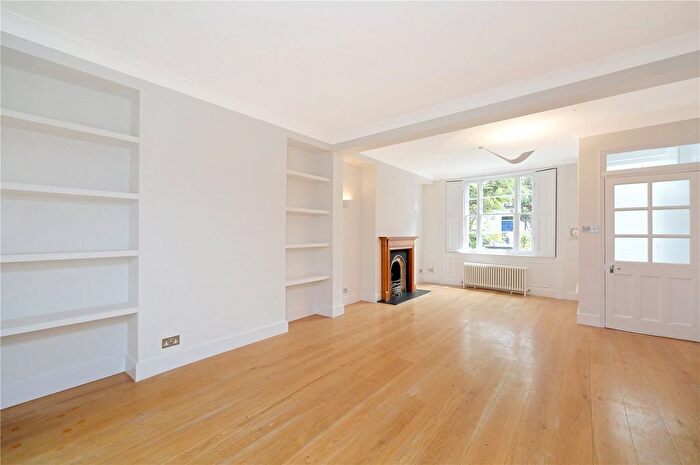 3 Bedroom Terraced House To Rent In Holland Street, Kensington, London, W8