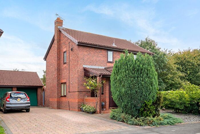 3 Bedroom Detached House For Sale In Norway Drive, York, YO10