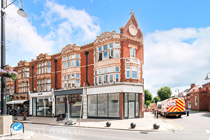 Flat To Rent In High Street, New Malden, KT3