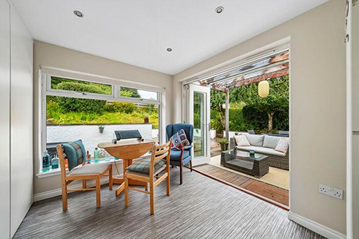 3 Bedroom Bungalow For Sale In Eaglesham Road, Clarkston, Glasgow, G76
