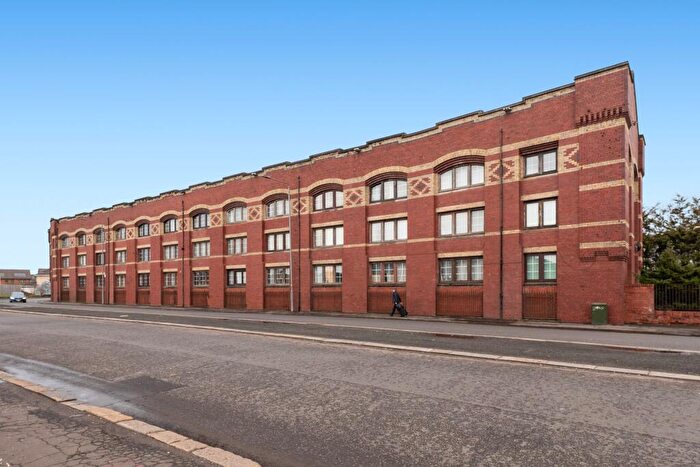 2 Bedroom Flat To Rent In Inchinnan Court, Paisley, Renfrewshire, PA3