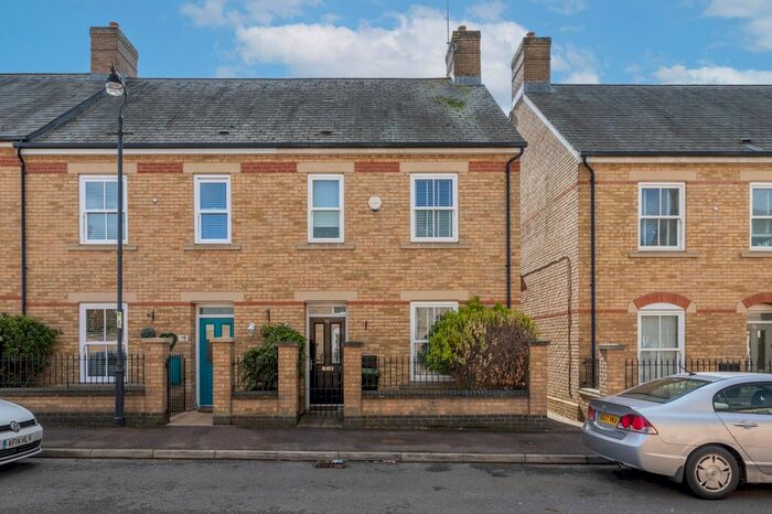 3 Bedroom End Of Terrace House To Rent In Dickens Boulevard, Fairfield, Hitchin, SG5