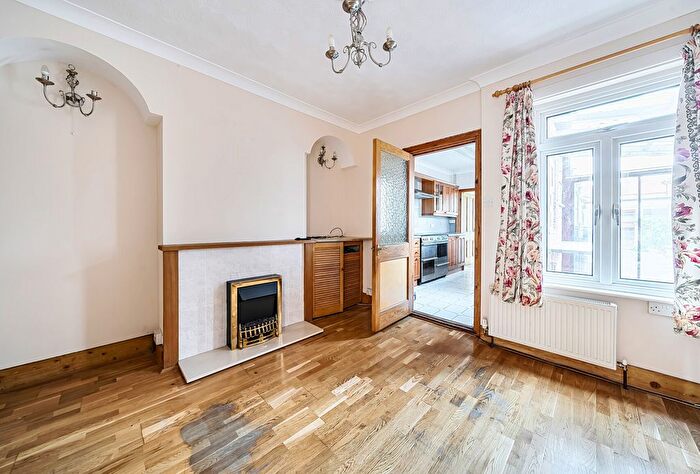 3 Bedroom Semi-Detached House For Sale In Cambrian Road, Tunbridge Wells, Kent, TN4