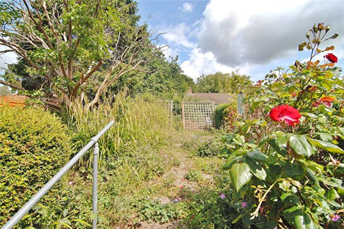 3 Bedroom Terraced House For Sale In Mathews Way, Stroud, Gloucestershire, GL5