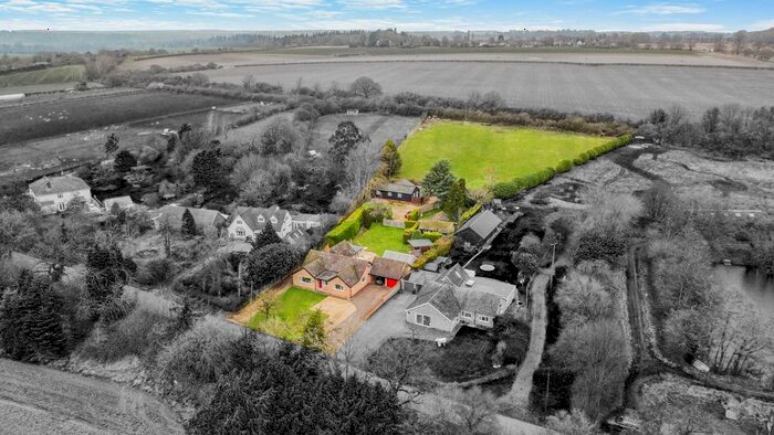 4 Bedroom Detached Bungalow For Sale In Water Lane, Little Whelnetham, Bury St. Edmunds, IP30