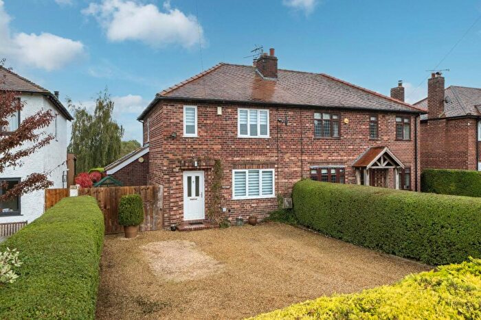 3 Bedroom Semi-Detached House For Sale In Shay Lane, Oscroft, CH3