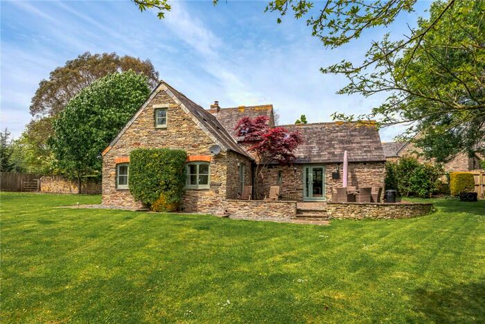 4 Bedroom Detached House For Sale In Trevibban Barton, St. Issey, Wadebridge, Cornwall, PL27