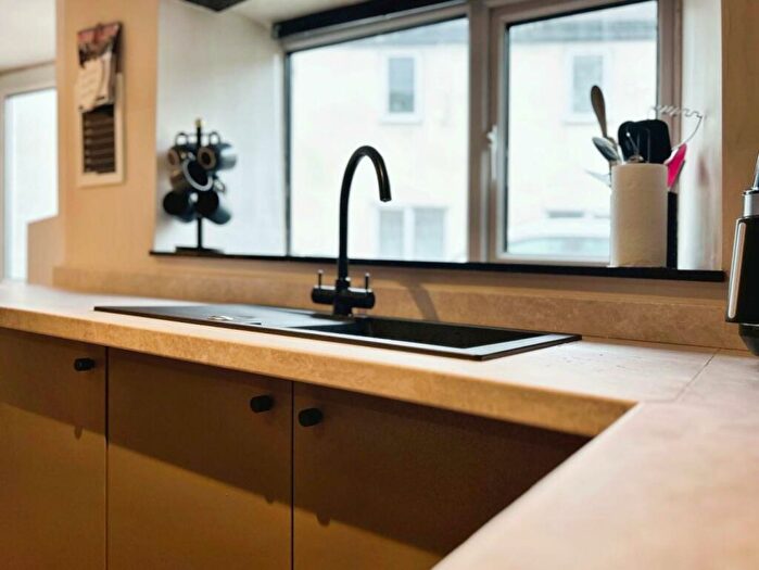 3 Bedroom Terraced House For Sale In Terrace Road, Chapel-En-Le-Frith, SK23