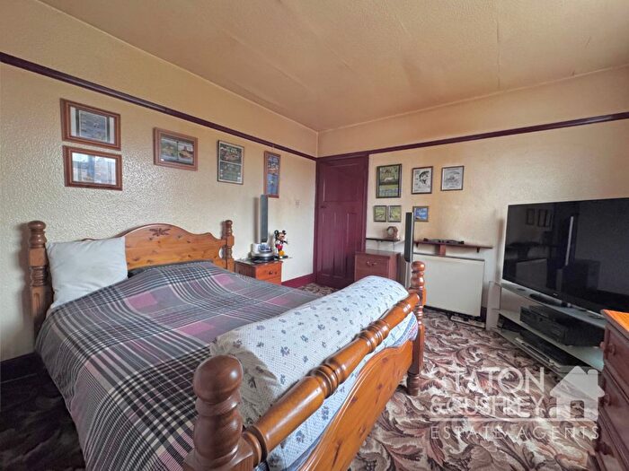 3 Bedroom Semi-Detached House For Sale In Woburn Road, Pleasley, NG19