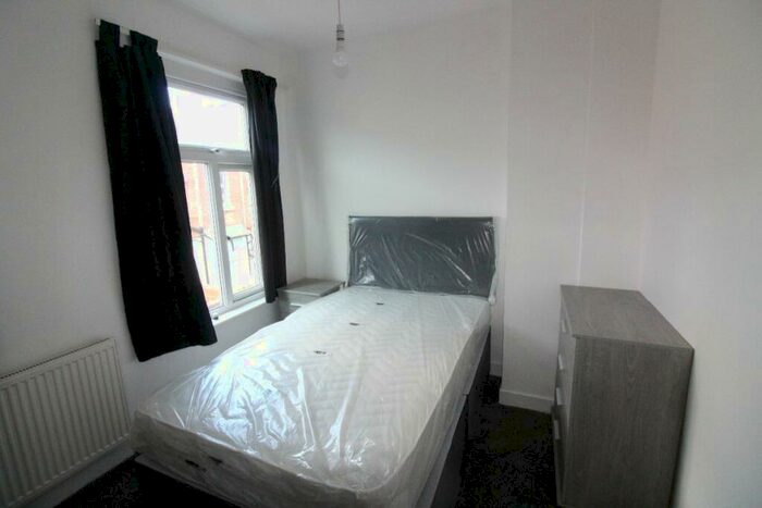 4 Bedroom Terraced House To Rent In Henderson Street, Preston, PR1