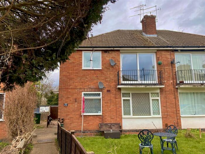2 Bedroom Maisonette To Rent In Sunnybank Avenue, Willenhall, Coventry, CV3