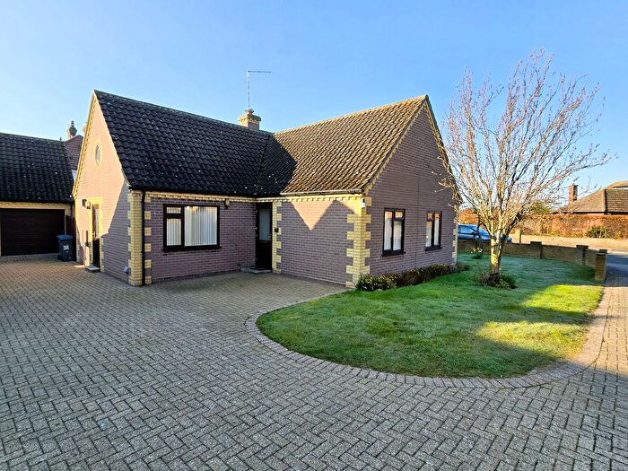 3 Bedroom Detached Bungalow For Sale In Rosemary Avenue, Felixstowe, IP11