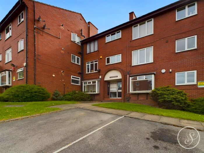 2 Bedroom Flat To Rent In Kendal Bank, Leeds, LS3