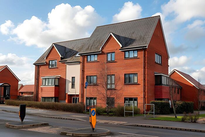 2 Bedroom Flat For Sale In Mons Way, Maldon, CM9