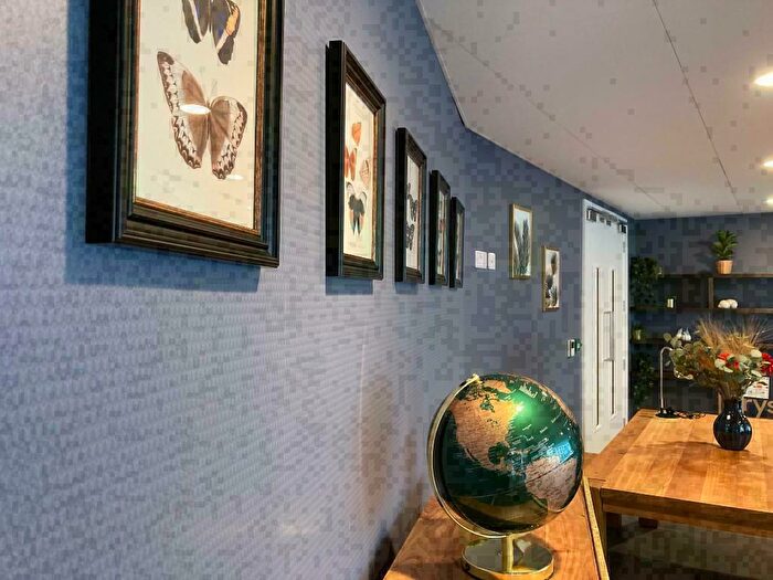 1 Bedroom Flat To Rent In Flat, Old Mill Street, Manchester, Greater Manchester, M4