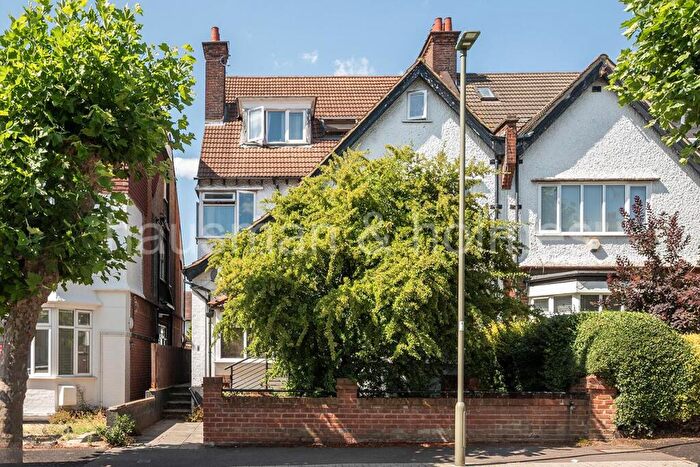 9 Bedroom Semi-Detached House For Sale In Ravenscroft Avenue, NW11