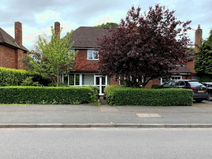 5 Bedroom Detached House To Rent In Innage Road, Birmingham, B31