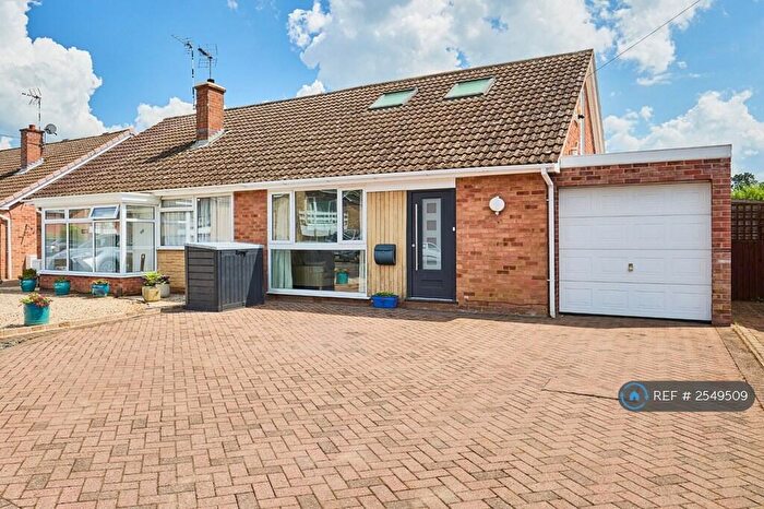 2 Bedroom Semi Detached House To Rent In Montague Rd, Rugby, CV22