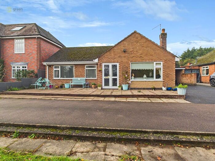 3 Bedroom Detached Bungalow For Sale In Nursery Lane, Hopwas, B78