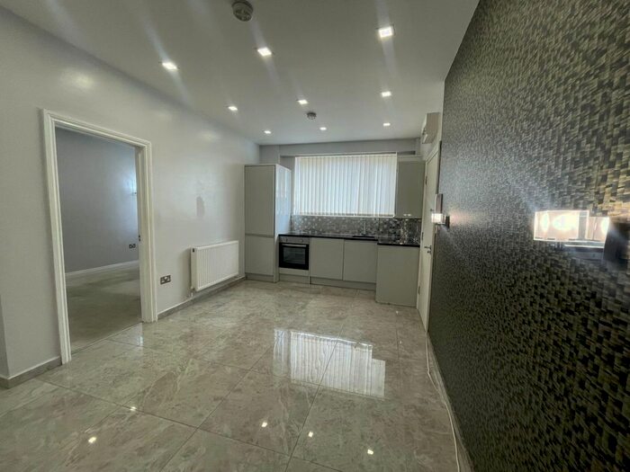 1 Bedroom Flat To Rent In Grenfell Avenue, Hornchurch, RM12