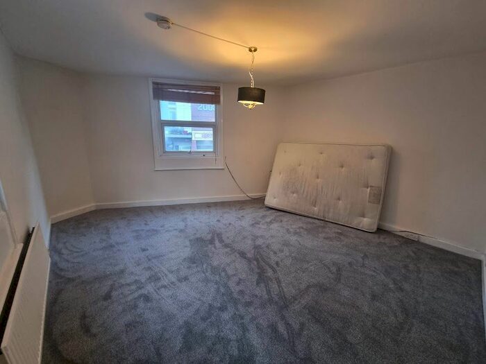1 Bedroom Flat To Rent In Rye Lane, Peckham, SE15