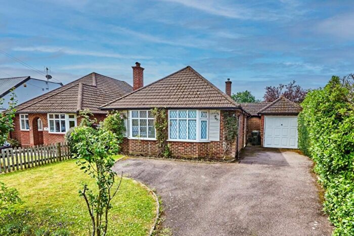 3 Bedroom Bungalow For Sale In Midway, St. Albans, Hertfordshire, AL3