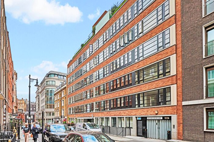 2 Bedroom Flat For Sale In Clarges Street, Mayfair, London, W1J