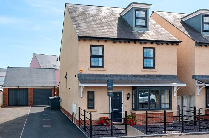 4 Bedroom Detached House For Sale In Ferryman Way, Exeter, EX2