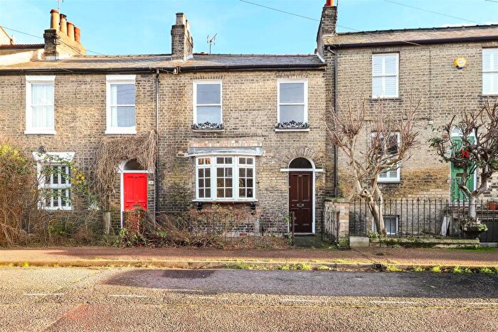 3 Bedroom Terraced House To Rent In Eden Street, Cambridge, CB1