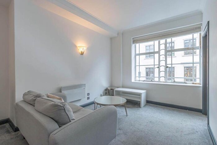 1 Bedroom Apartment To Rent In Burne Jones House, Bennetts Hill, B2