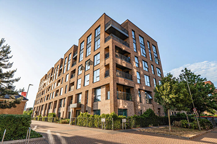 1 Bedroom Apartment For Sale In Hoy Close, Colindale Gardens, Colindale, NW9