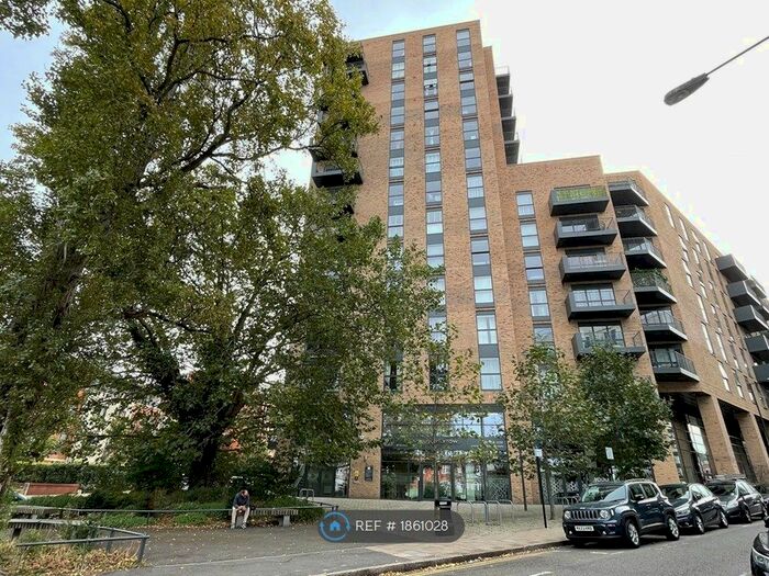 1 Bedroom Flat To Rent In Lyon Road, Harrow, HA1