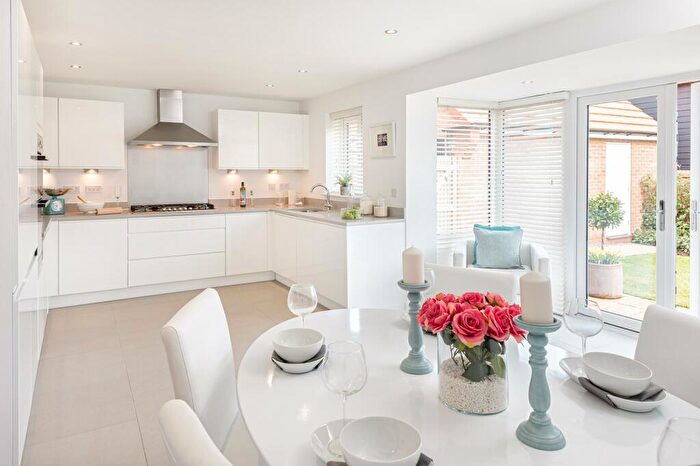 4 Bedroom Detached House For Sale In Meadowsweet Avenue, Beaconside, Stafford, Staffordshire, ST16