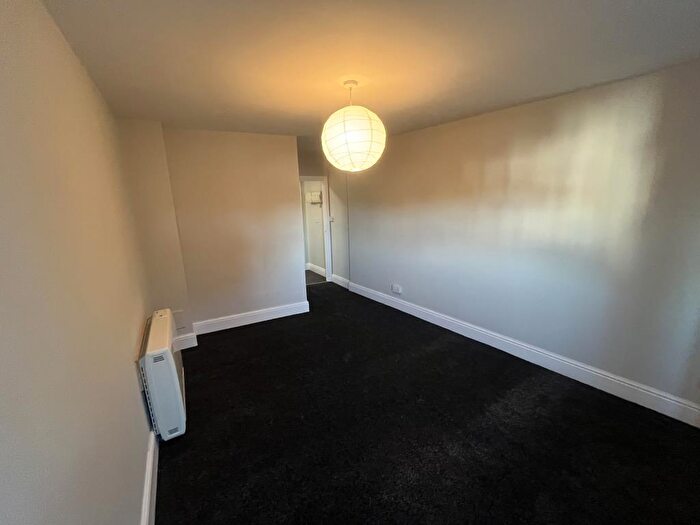 2 Bedroom Flat To Rent In Leominster, Null, HR6