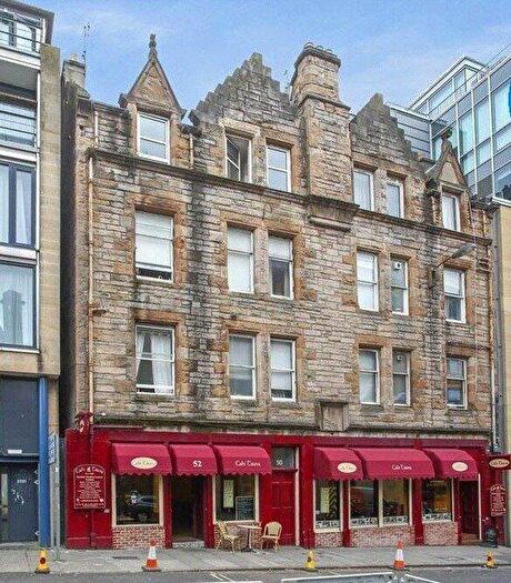 1 Bedroom Flat To Rent In Lady Lawson Street, Edinburgh, EH3