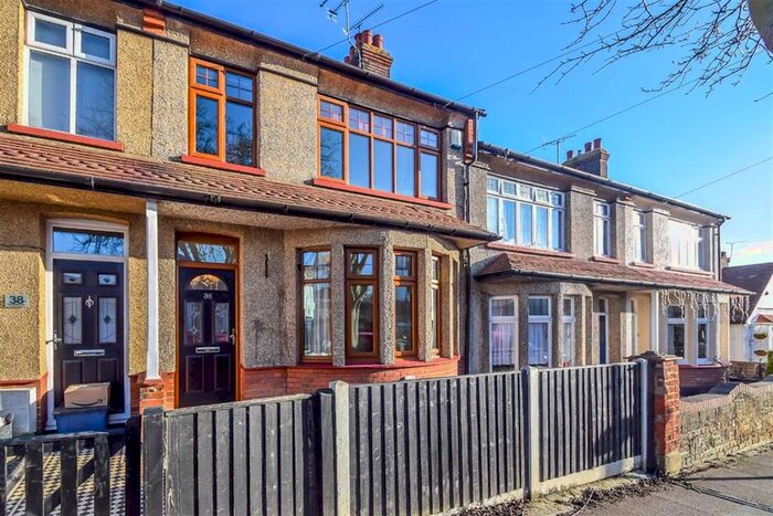 3 Bedroom Terraced House To Rent In Westcliff Drive, Leigh-On-Sea, Essex SS9