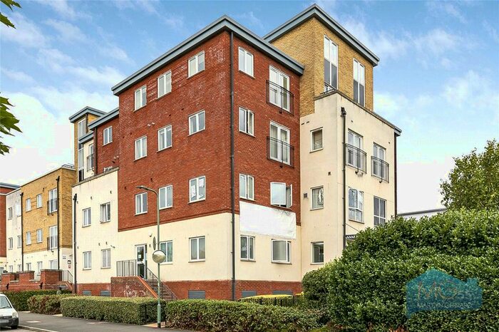 2 Bedroom Flat To Rent In Paveley Court, Langstone Way, Mill Hill, London, NW7