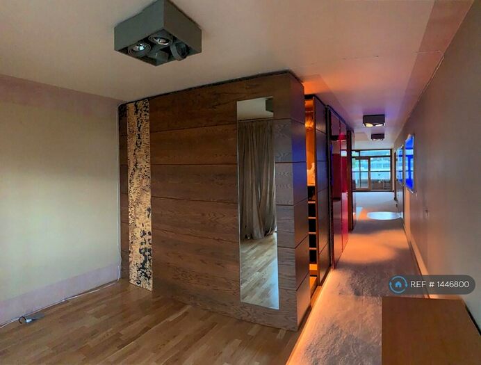 1 Bedroom Flat To Rent In Thomas More House, London, EC2Y