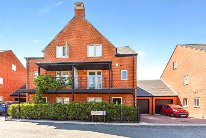 4 Bedroom Semi-Detached House For Sale In Morse Road, Winchester, Hampshire, SO22