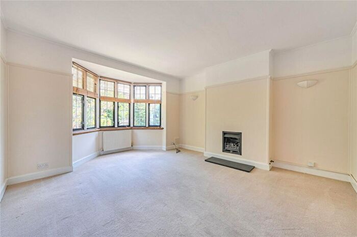 3 Bedroom Apartment To Rent In Church Close, Church Street, Epsom, Surrey, KT17