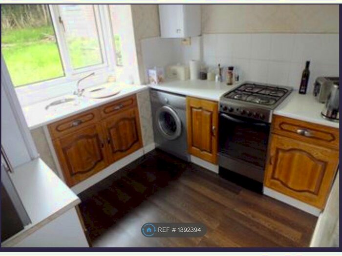 2 Bedroom Bungalow To Rent In Leopold Road, Blackburn, BB2