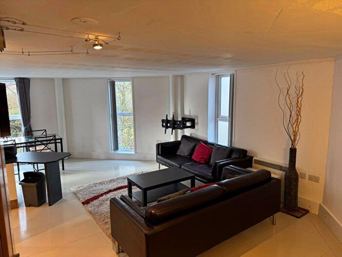 1 Bedroom Flat To Rent In Sneyd Street, Stoke-On-Trent, ST6