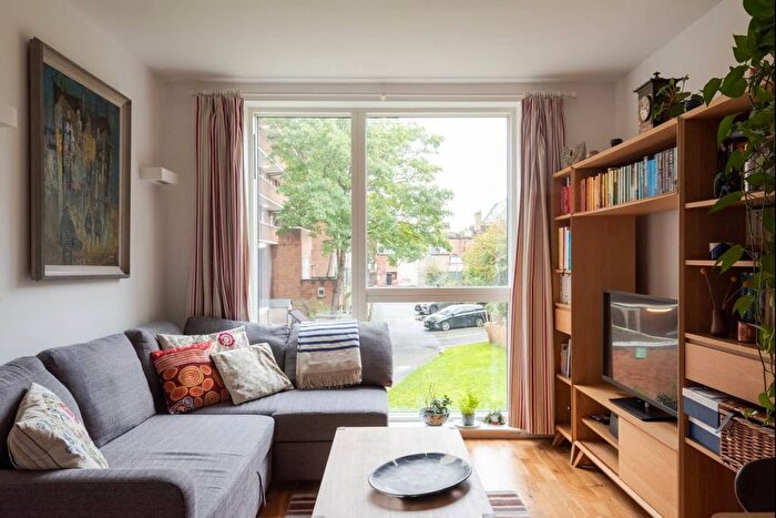 1 Bedroom Flat For Sale In Willingham Terrace, London, NW5
