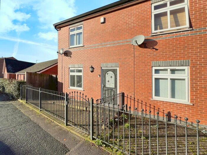 3 Bedroom Property To Rent In Manchester Road, Leigh, WN7