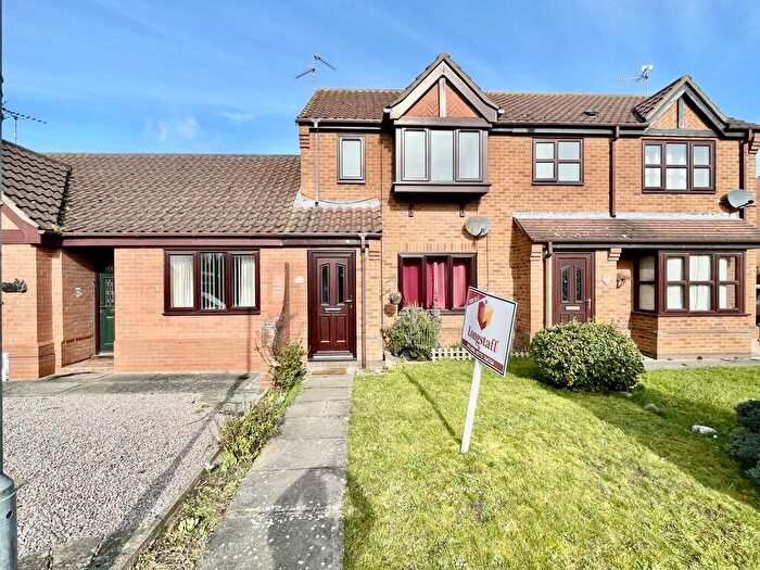 2 Bedroom Terraced House For Sale In Poachers Gate, Pinchbeck, PE11