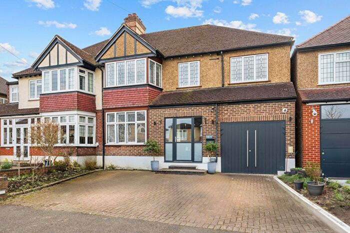 5 Bedroom Semi-Detached House To Rent In Wickham Avenue, Cheam, Sutton, SM3