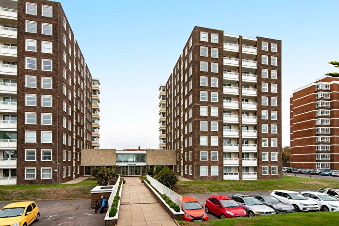 2 Bedroom Flat To Rent In Seabright, West Parade, BN11