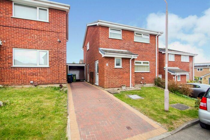 4 Bedroom House To Rent In Santon Close, Forest Town, Mansfield, NG19